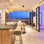 דירה Pura Vida Luxury With Jacuzzi