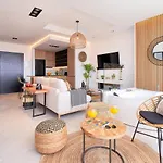 Pura Vida Luxury With Jacuzzi דירה