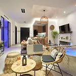 Pura Vida Luxury With Jacuzzi דירה טורמולינוס
