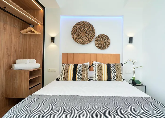 Pura Vida Luxury With Jacuzzi Apartment Torremolinos
