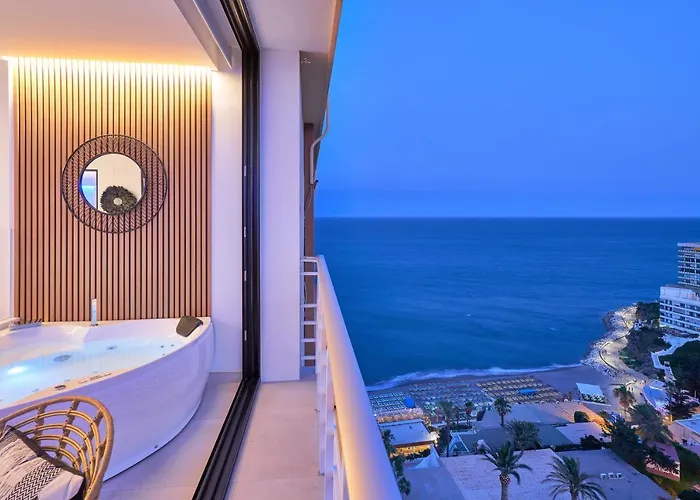 Pura Vida Luxury With Jacuzzi