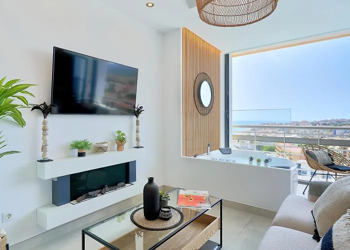 Pura Vida Luxury With Jacuzzi Torremolinos