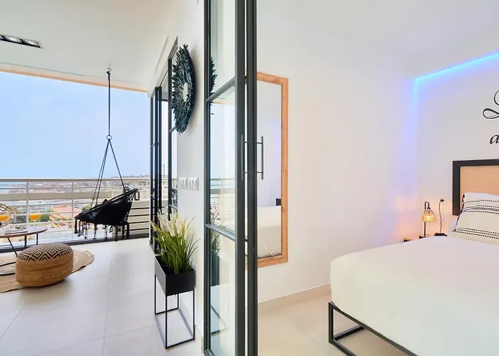 Pura Vida Luxury With Jacuzzi