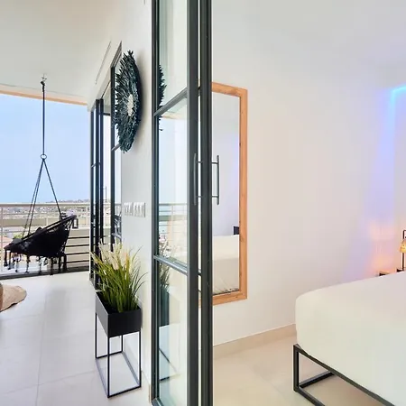 Pura Vida Luxury With Jacuzzi