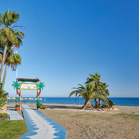 Pura Vida Luxury With Jacuzzi